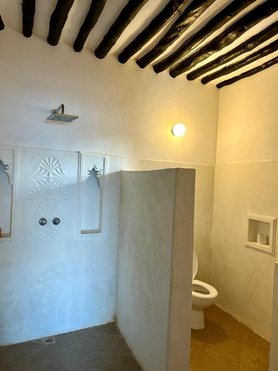 Shela Bahari Bed & Breakfast Bagian luar foto