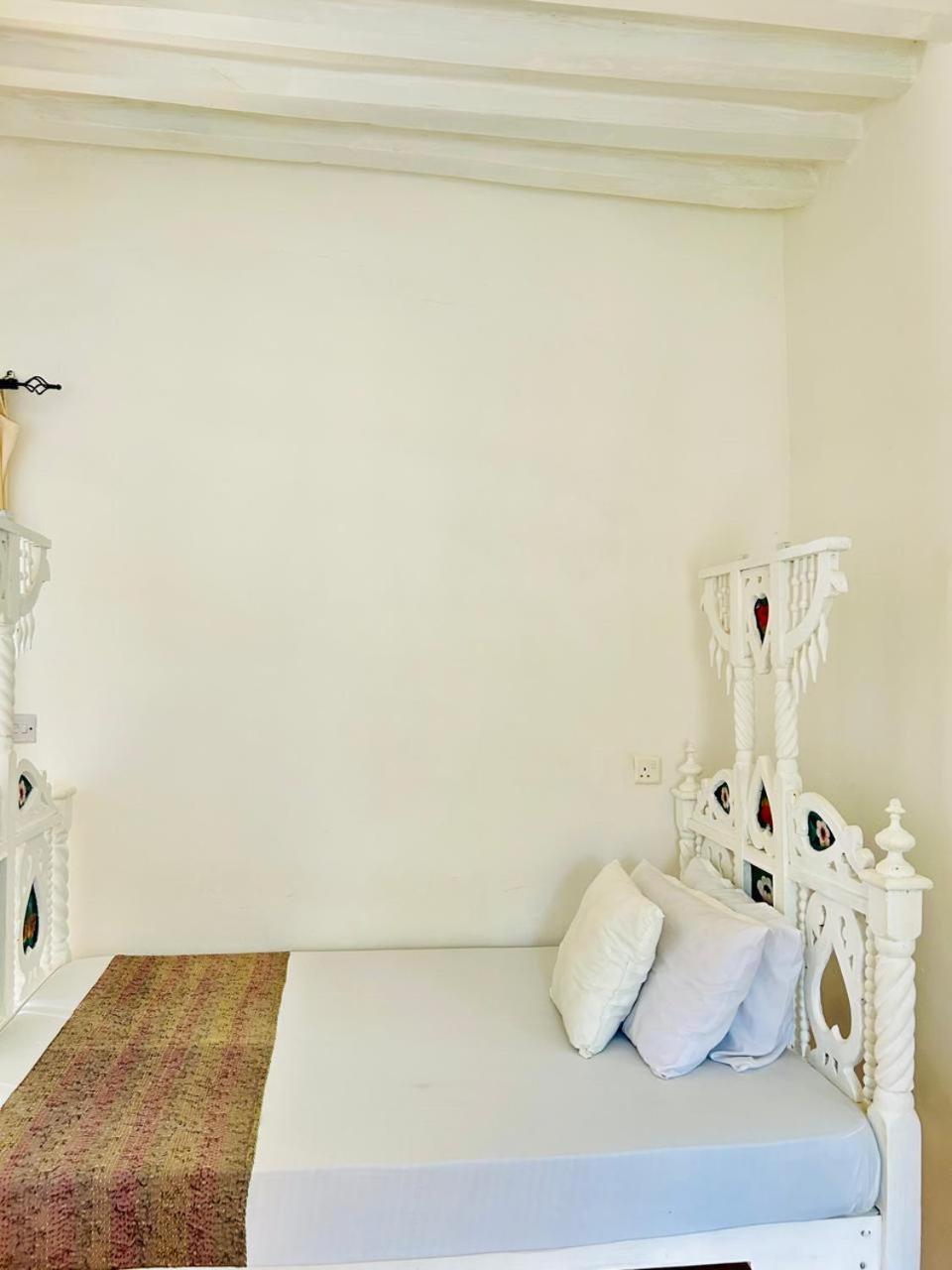 Shela Bahari Bed & Breakfast Bagian luar foto